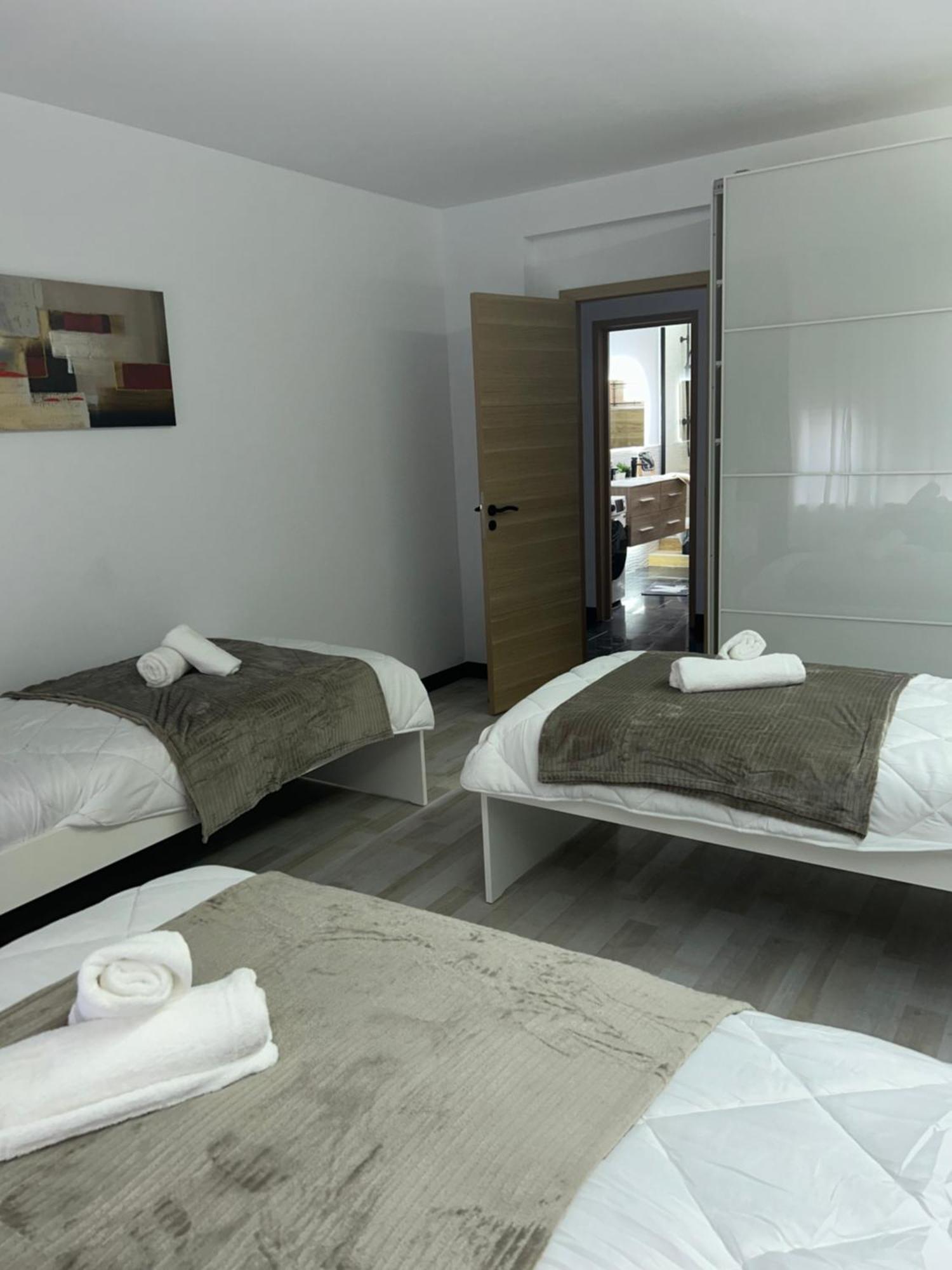 Charme Et Confort Mulhouse Bagian luar foto